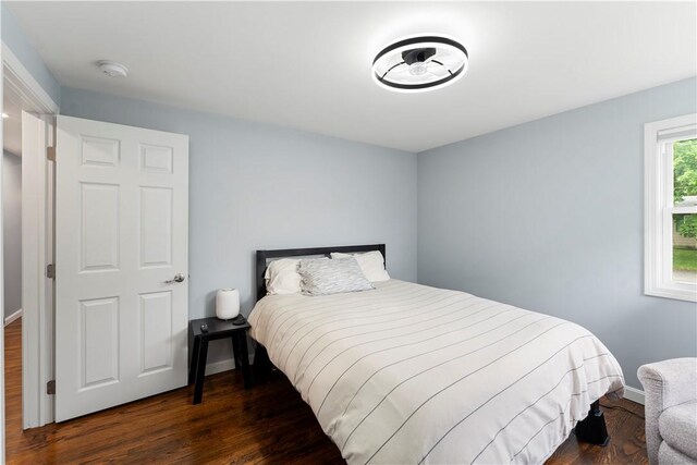149 Weeden Dr, Warwick, RI 02818 - bedroom featuring wood finished floors and baseboards