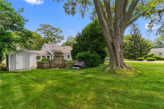 299 Buttonwoods Ave, Warwick, RI 02886 - view of grassy yard
