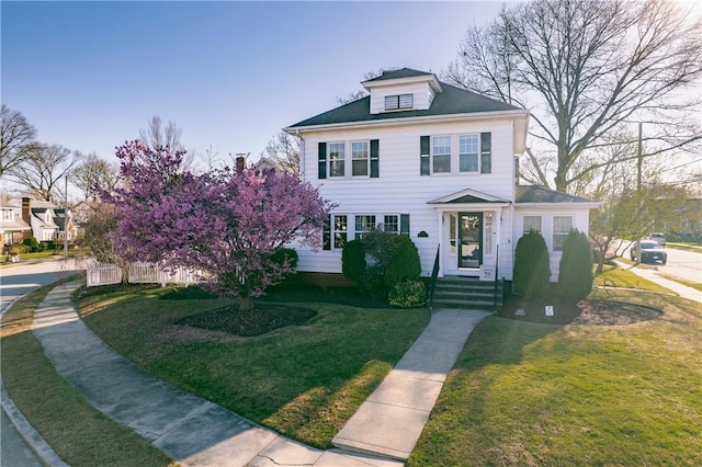 83 Lyndon Rd, Cranston, RI 02905 - traditional style home with a front lawn