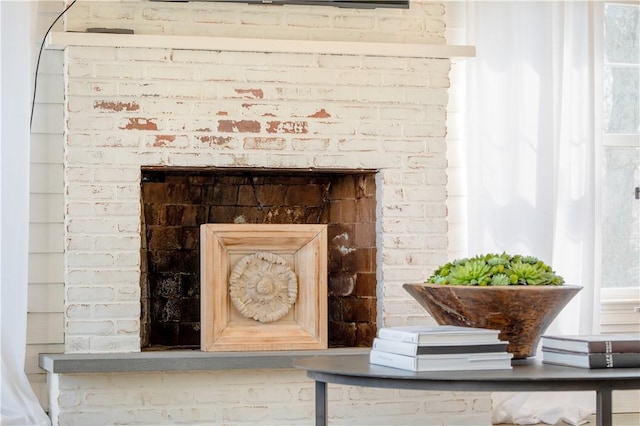 62 James Ct, Portsmouth, RI 02871 - detailed view of a fireplace