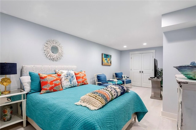 171 Leeshore Ln, Tiverton, RI 02878 - bedroom with recessed lighting and a closet