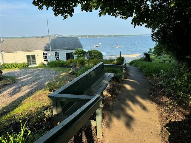 105 N Rd, North Kingstown, RI 02874
