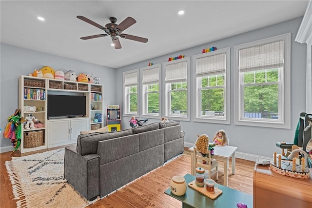 40 Oakbrook Ct, East Greenwich, RI 02818 - living room featuring a ceiling fan, wood finished floors, baseboards, and recessed lighting