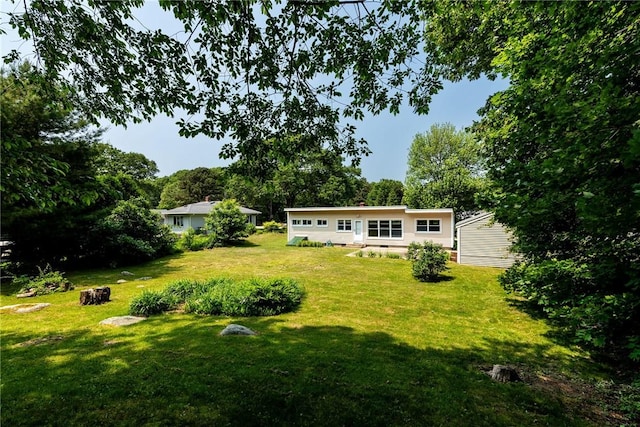 7 Stuart St, Westerly, RI 02891 - view of grassy yard