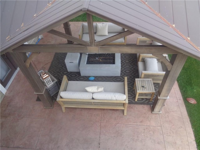 176 Vernon St, Warwick, RI 02889 - view of patio / terrace