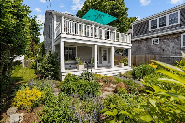 37 Brownell St, Warren, RI 02885 - back of property with a wooden deck