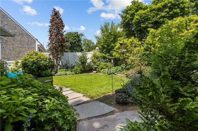 37 Brownell St, Warren, RI 02885 - view of yard