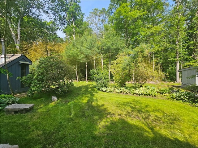 66 Shadbush Rd, South Kingstown, RI 02879 - view of grassy yard