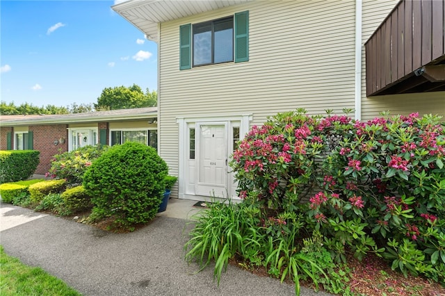 694 Orleans Ct, Warwick, RI 02886 - view of property entrance