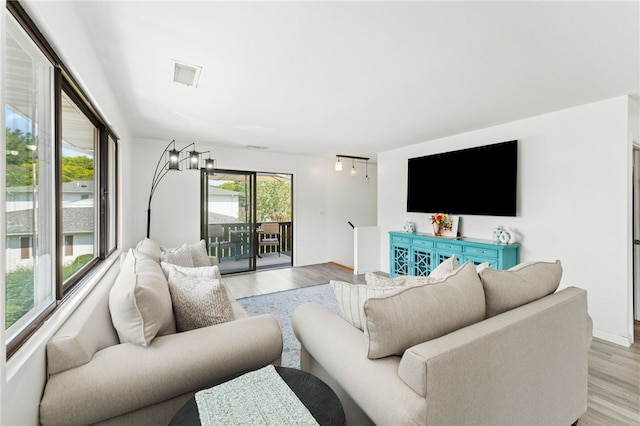 694 Orleans Ct, Warwick, RI 02886 - living room featuring light wood-style floors