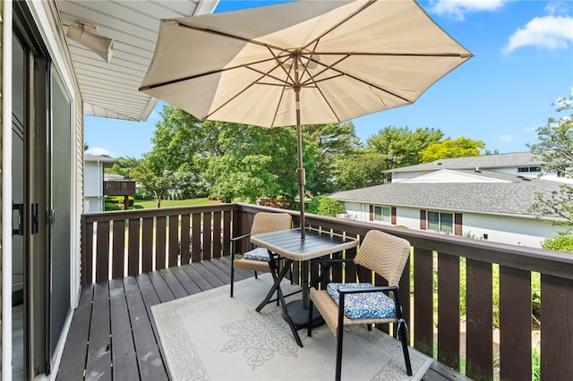694 Orleans Ct, Warwick, RI 02886 - view of wooden terrace