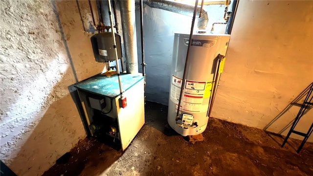 52 Pleasant View Rd, Warwick, RI 02888 - utilities featuring water heater