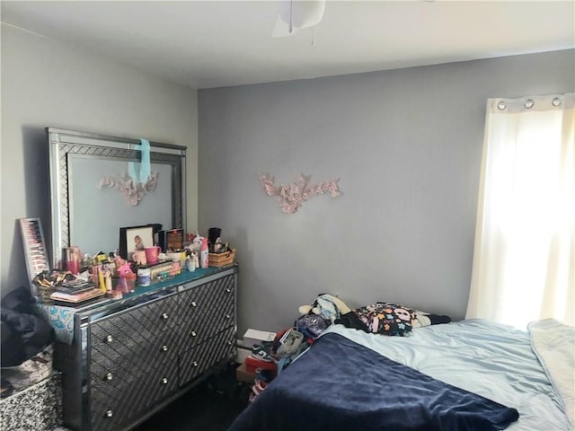 5 Peter St, Providence, RI 02904 - bedroom featuring ceiling fan