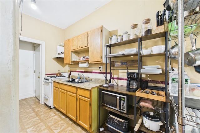 33 Adelaide Ave, Providence, RI 02907 - photo 3