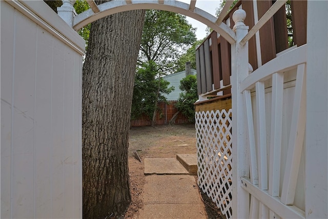 259 Buttonwoods Ave, Warwick, RI 02886 - view of yard