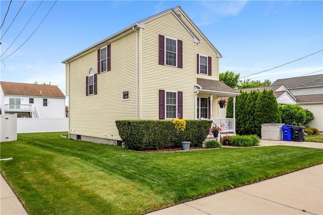 53 Hyde Ave, Pawtucket, RI 02861 - traditional-style home with a porch