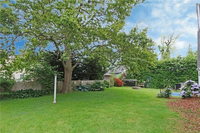 23 Sherman Ln, Middletown, RI 02842 - view of yard