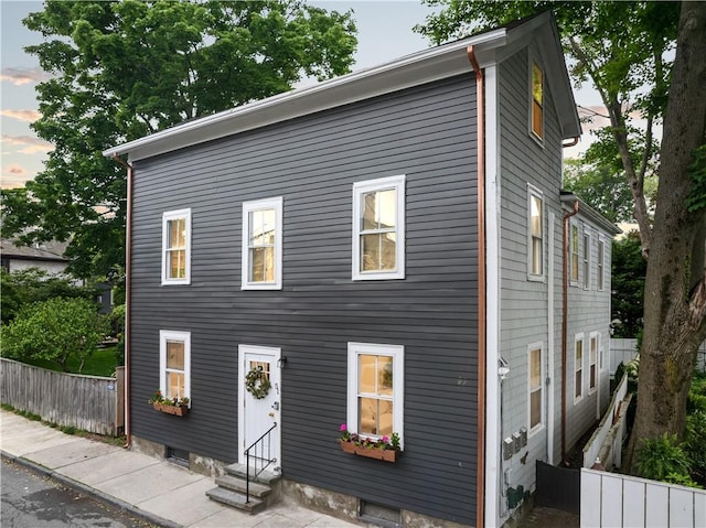 51 Poplar St Unit 1L, Newport, RI 02840 - view of front facade featuring entry steps