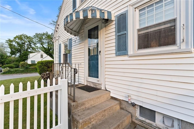 3 Arrow Ave, Warwick, RI 02886 - view of exterior entry