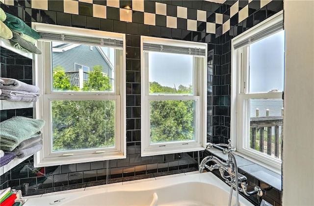 8 Alger Ave, Warwick, RI 02818 - bathroom with a bath