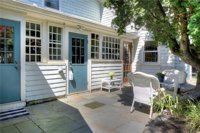 24 Old Beach Rd, Newport, RI 02840 - view of patio