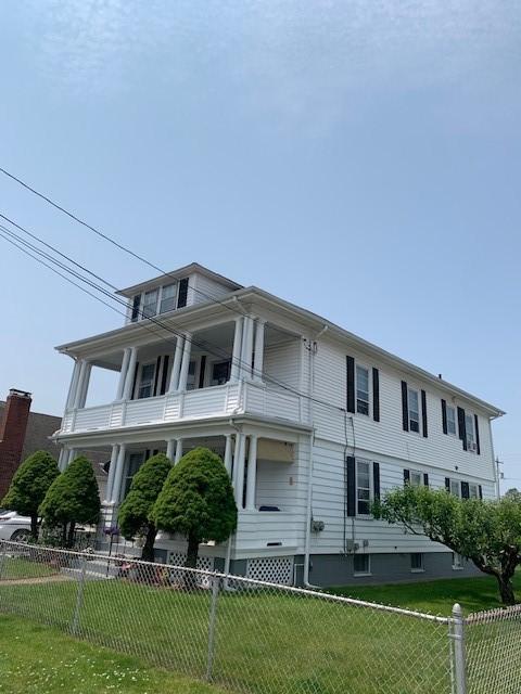 17 Brown St, East Providence, RI 02914 - photo 3