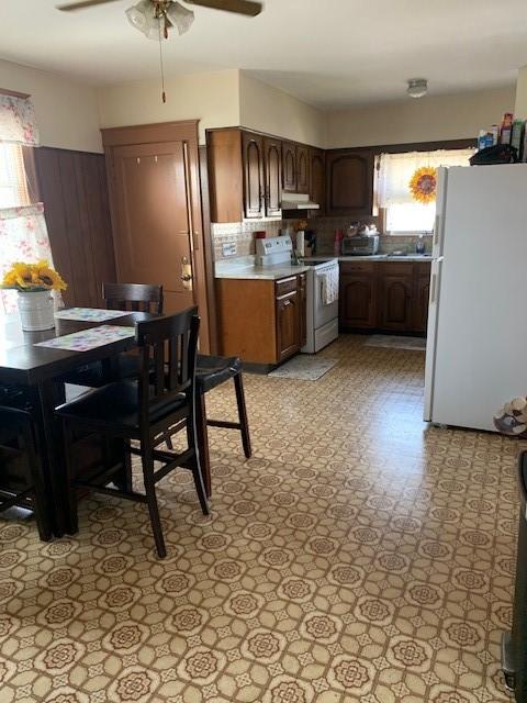 17 Brown St, East Providence, RI 02914 - photo 19