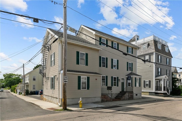 621 Thames St Unit C, Newport, RI 02840 - multi unit property featuring a residential view and entry steps