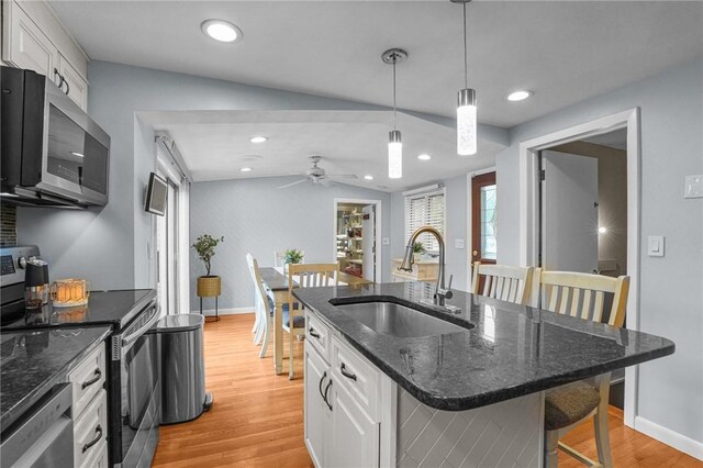 509 Buttonwoods Ave, Warwick, RI 02886 - photo 8