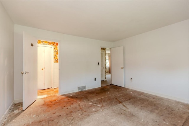 14 Meadow View Dr, Smithfield, RI 02917 - unfurnished room featuring baseboards