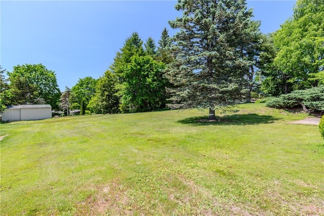 14 Meadow View Dr, Smithfield, RI 02917 - view of grassy yard
