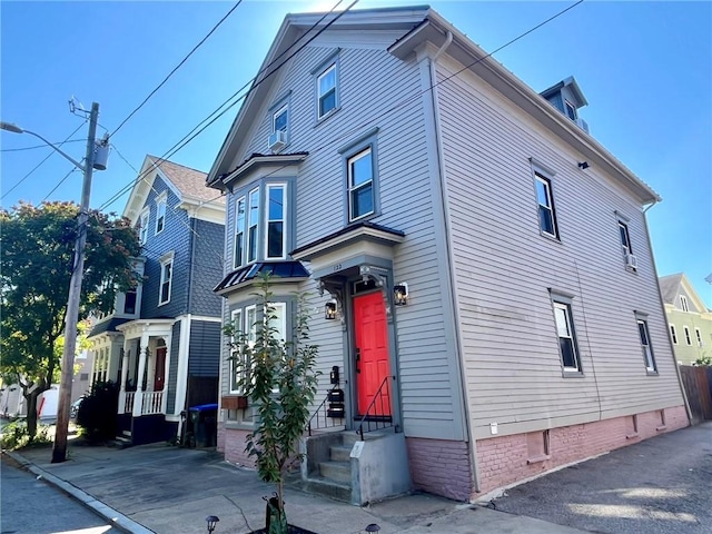122 Willow St, Providence, RI 02909