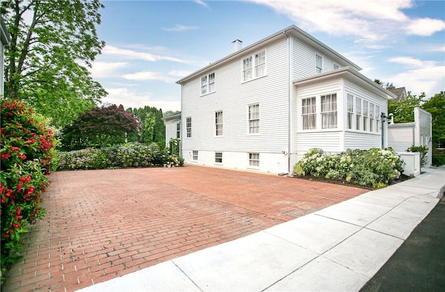 12 Poplar St, Newport, RI 02840 - view of side of home