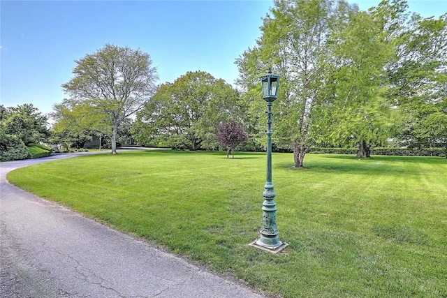 69 Nayatt Rd, Barrington, RI 02806