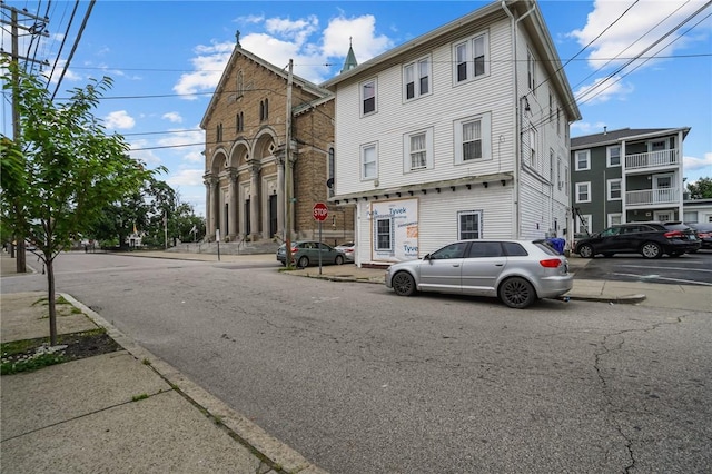 76 Slater St, Pawtucket, RI 02860 - view of building exterior