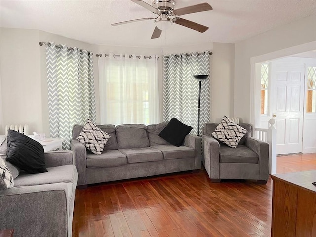 72 Sayles Ave, Warwick, RI 02889 - photo 8