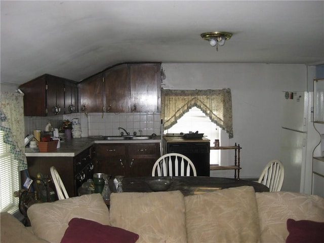 188 Greene Ln, Middletown, RI 02840 - photo 15