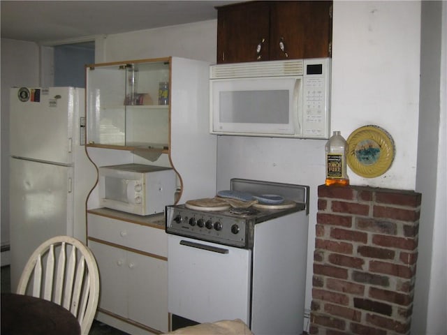 188 Greene Ln, Middletown, RI 02840 - photo 18