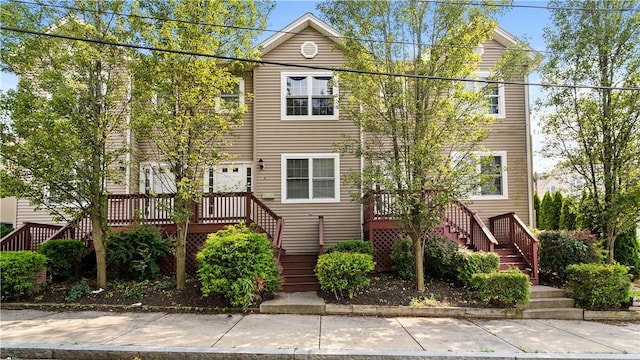 26 Grafton St Unit 3, Providence, RI 02904 - multi unit property with stairs and a deck
