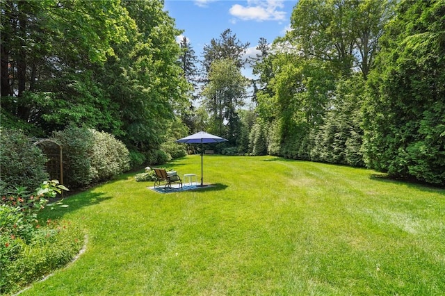 112 County Rd, Barrington, RI 02806 - view of grassy yard