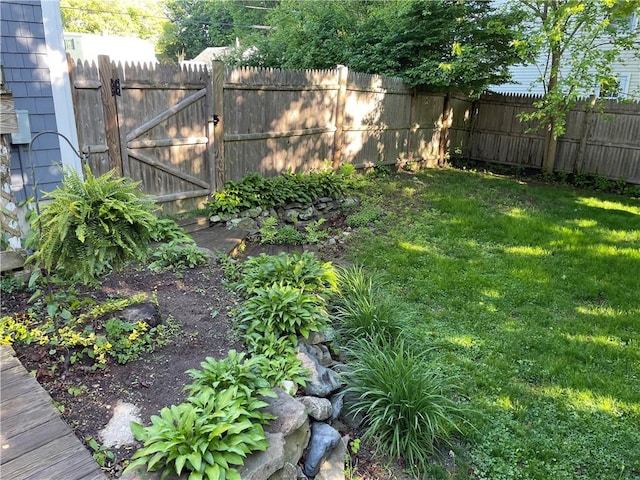 21 Carpenter Ave, Barrington, RI 02806 - view of yard featuring a gate