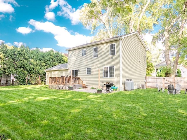 19 Revere Ave, West Warwick, RI 02893 - back of property with a deck