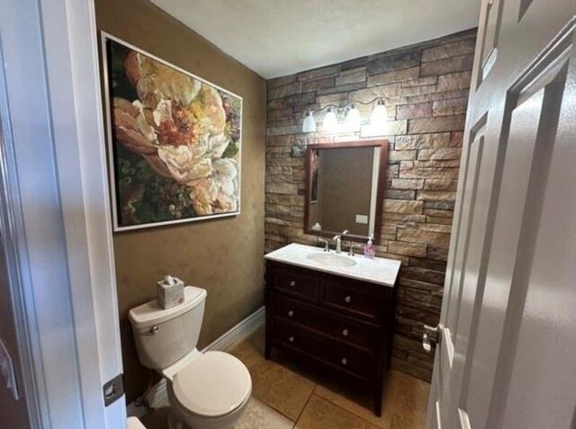 88 Nipmuc Trl Unit C, North Providence, RI 02904 - bathroom with vanity and tile patterned floors