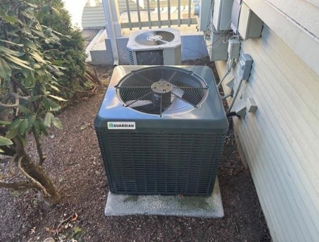 88 Nipmuc Trl Unit C, North Providence, RI 02904 - exterior view of a cooling unit