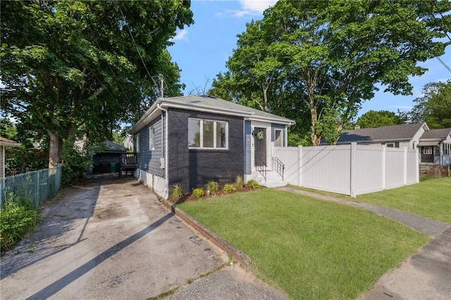 14 Center Ct, Warwick, RI 02889 - photo 1