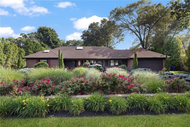 788 Namquid Dr, Warwick, RI 02888 - single story home with a garage