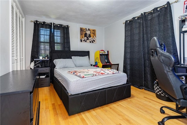 111 Belgium St, Cranston, RI 02920 - bedroom featuring light wood-style flooring and a desk