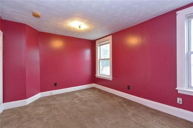 534 Lonsdale Ave, Central Falls, RI 02863 - photo 14