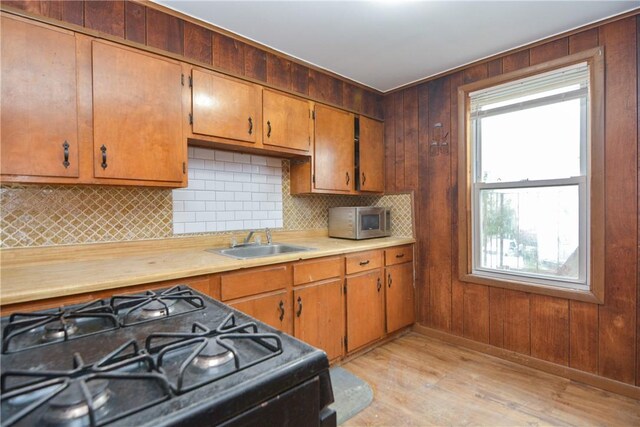 534 Lonsdale Ave, Central Falls, RI 02863 - photo 18