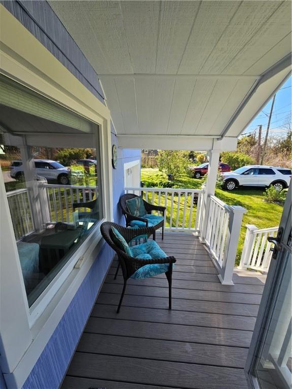 19 Lindberg Rd, Stonington, CT 06378 - view of wooden porch
